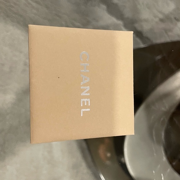 CHANEL Classic Double Flap Medium Quilted Leather Shoulder Bag Pink - Picture 10 of 11